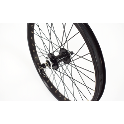 Bullitt 20" Vorderrad Novatech