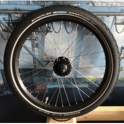 Bullitt 20" Vorderrad Novatech