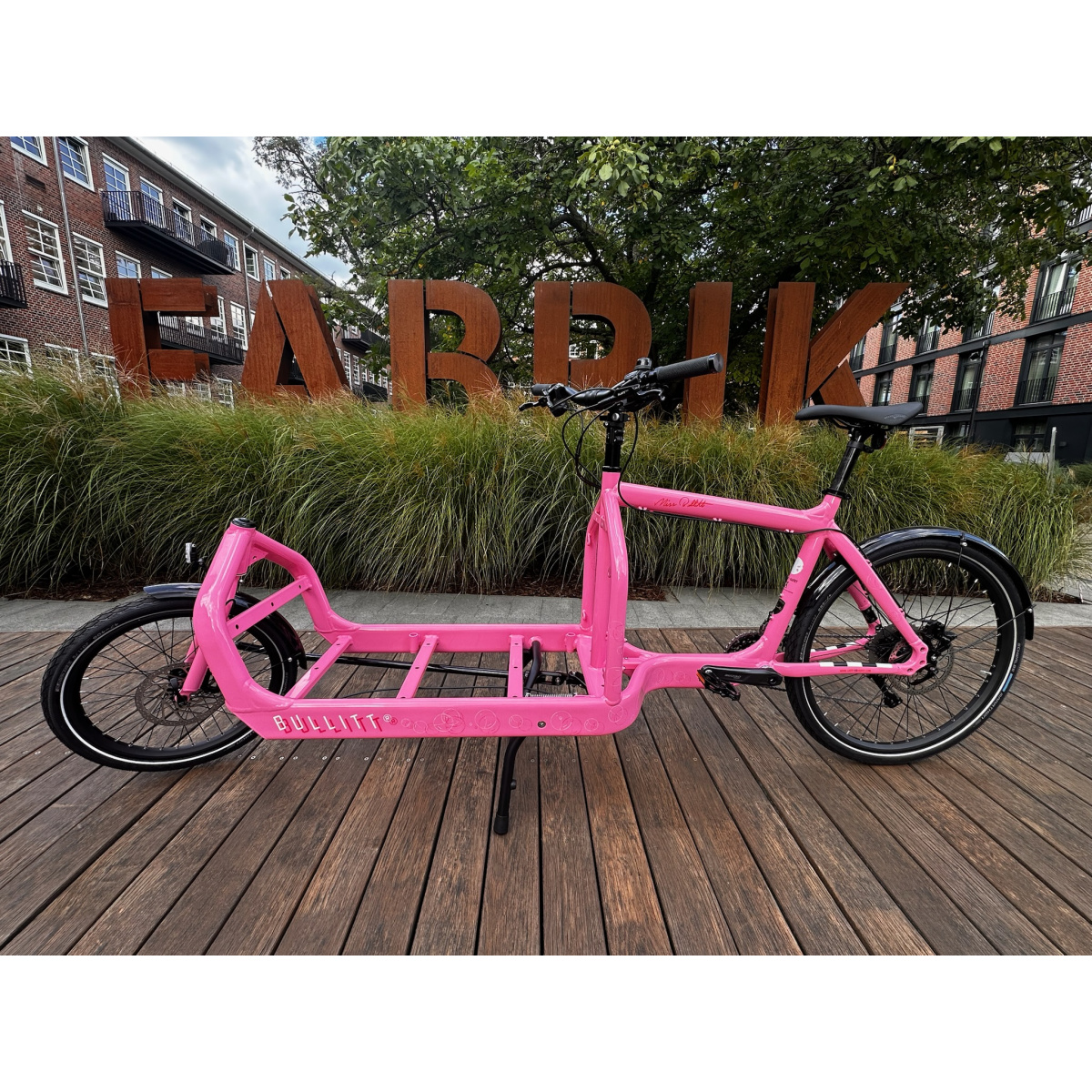 Miss Bullitt Custom Limited Edition, €